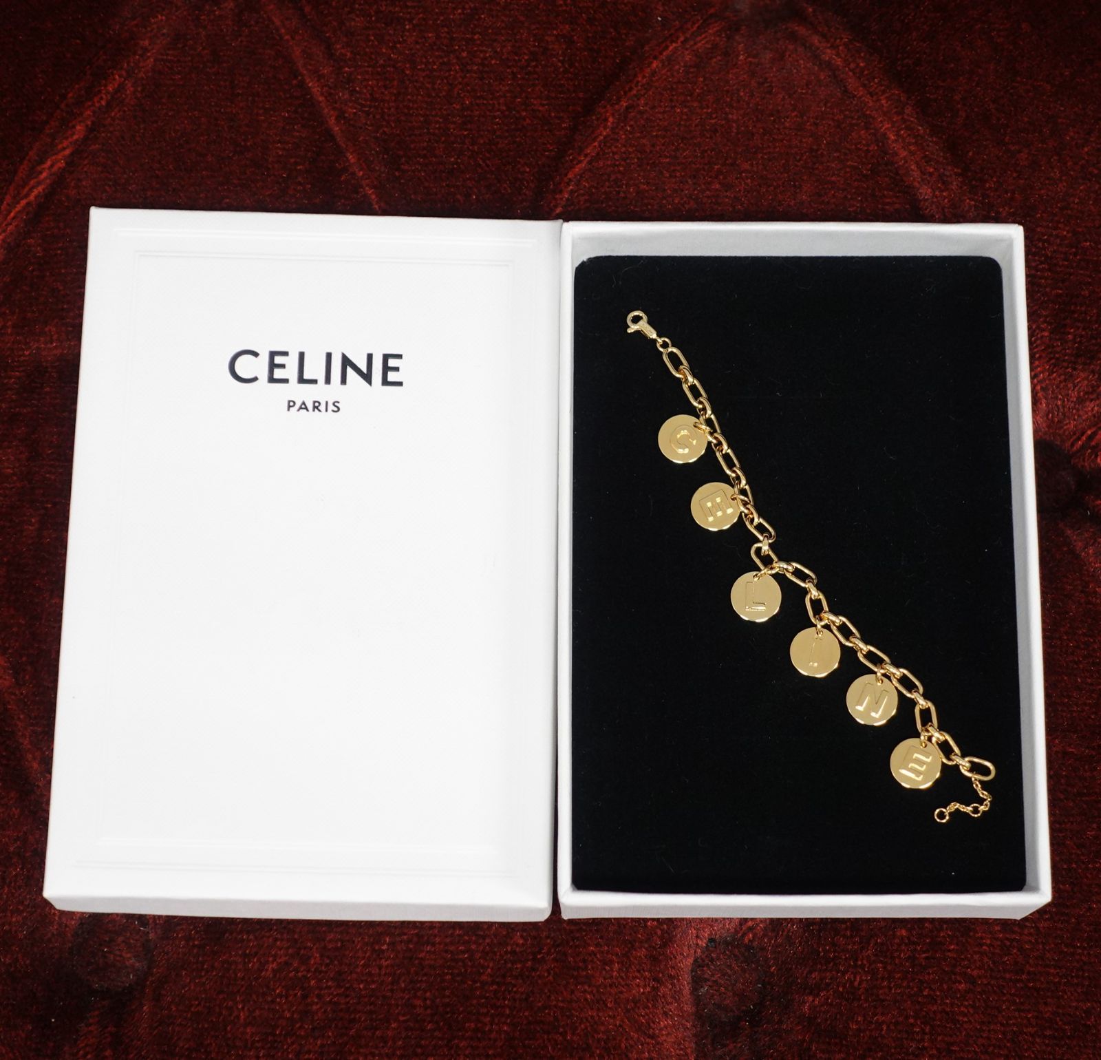 ヨーロッパ買付・新品・未使用】CELINE セリーヌ☆ロゴブレスレット 