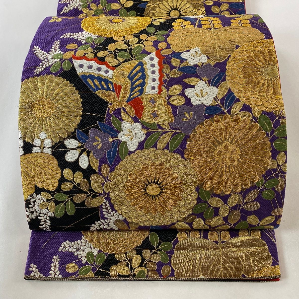 袋帯 秀品 振袖向き 菊 蝶 金糸 箔 紫 六通 正絹 【中古】 - メルカリ