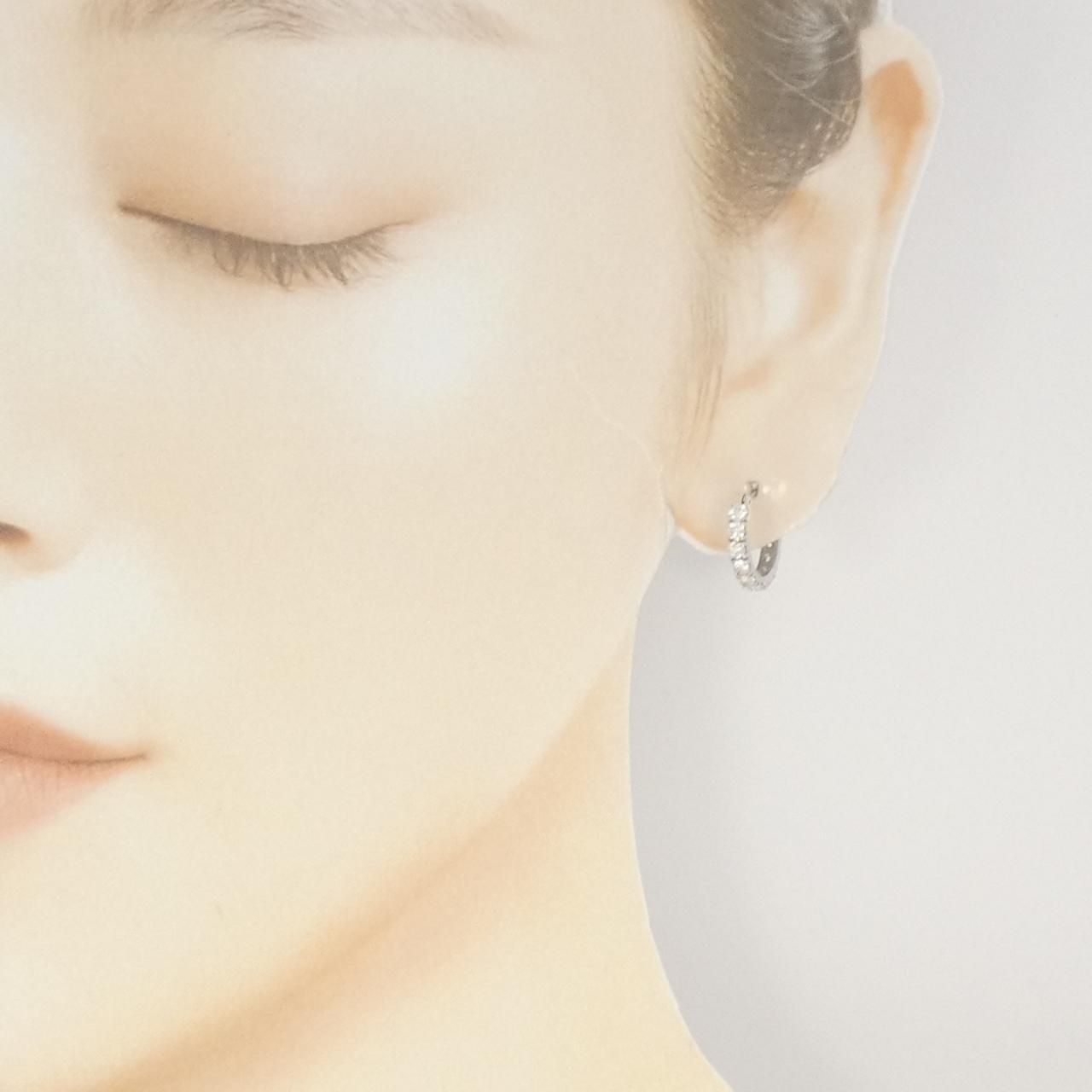 K18WGフープピアス K18WG(刻印750)Italy製 フープピアス K18WG(刻印750