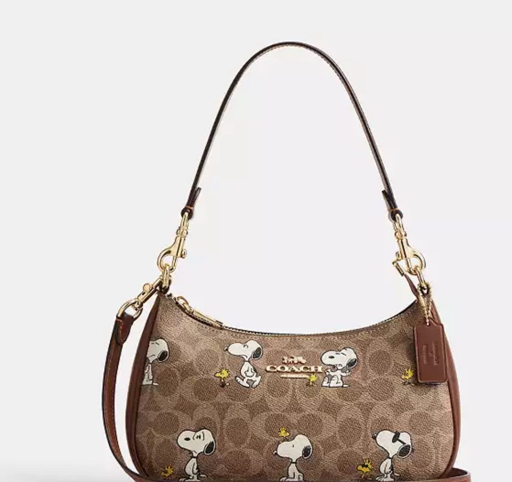 COACH X PEANUTS】テリ ショルダー バッグ・シグネチャー