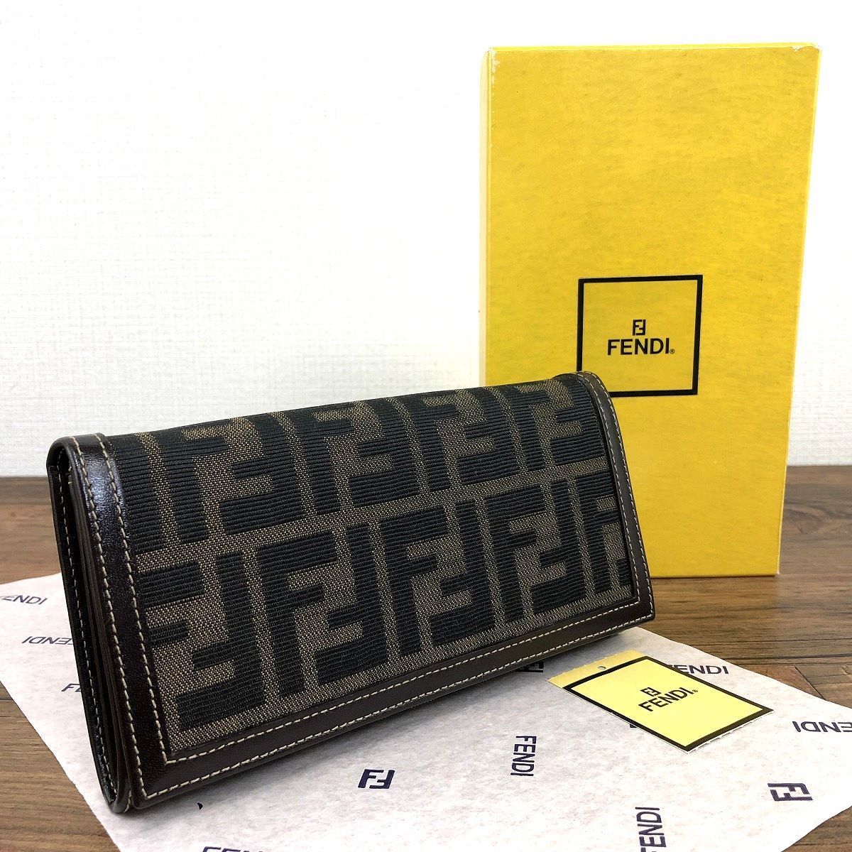 未使用品 FENDI 長財布 30851 ズッカ柄 349 matematika.fmipa.ulm.ac.id