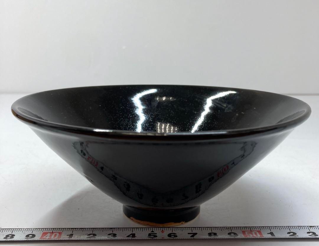 中里重利 唐津 井戸茶碗 共箱 共布 未使用品 中里重利 唐津 井戸茶碗 共箱 共布 未使用品 中里重利 唐津 井戸茶碗