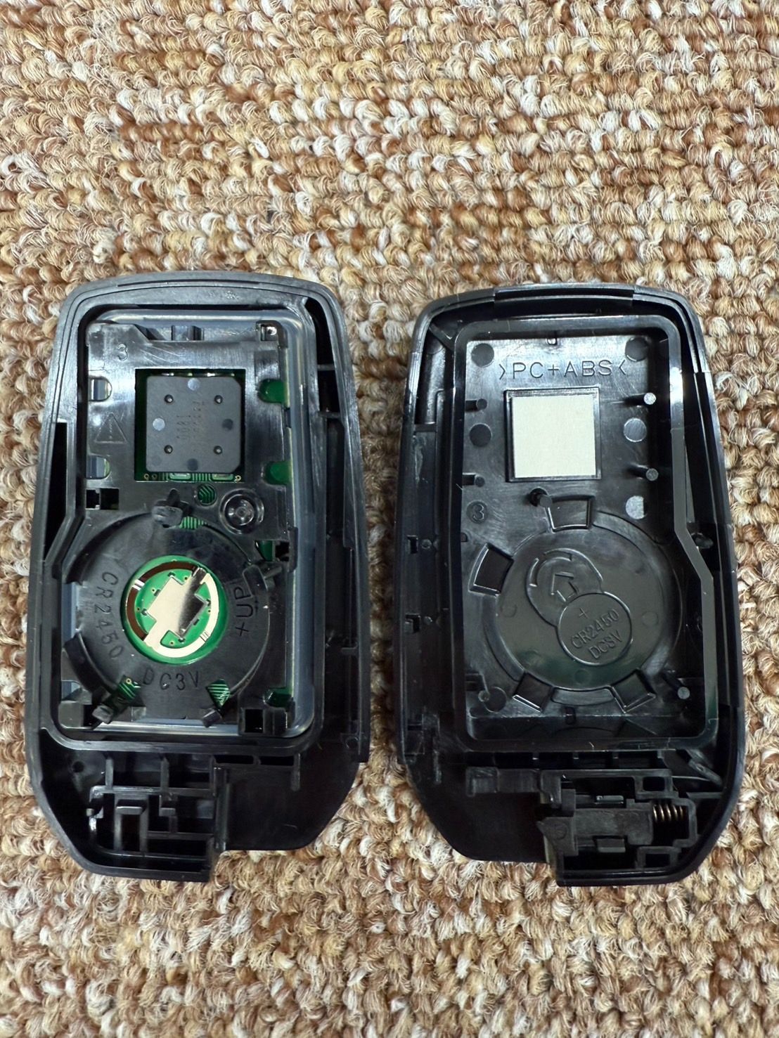 80ヴォクシーHV、ノアHV 4ボタン 007-AC0146 純正スマートキー 80ヴォクシーHV、ノアHV 4ボタン 007-AC0146 純正スマートキー