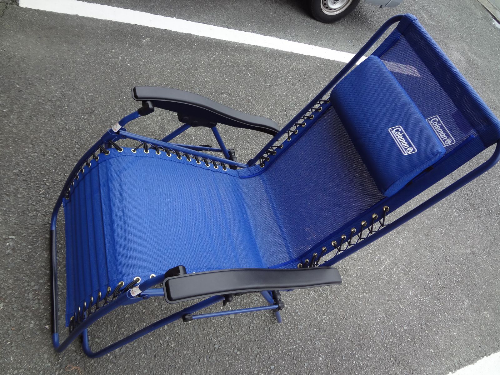 Coleman インフィニティチェア　デニム Amazon.com : Coleman Infinity Chair, Reclining, Folding, 3