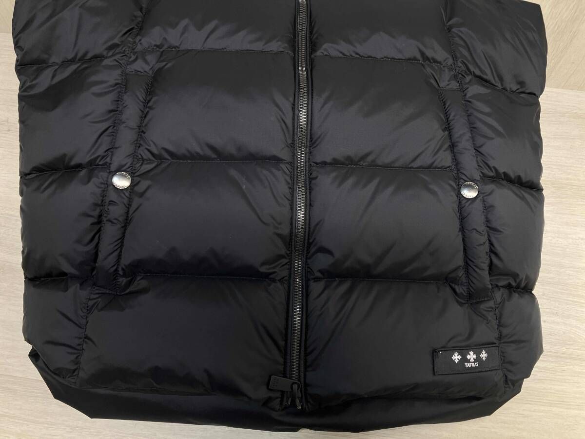 希少サイズ 美品 TATRAS POSEIDONE フード着脱可 2way 紺 希少サイズ 美品 TATRAS POSEIDONE フード着脱可 2way 紺