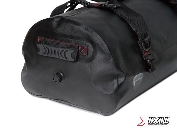 全国送料無料。  IXIL製 バイク用 防水 ツーリングバック シートバック 肩掛けバッグ 大容量 50L ブラック チャンス
