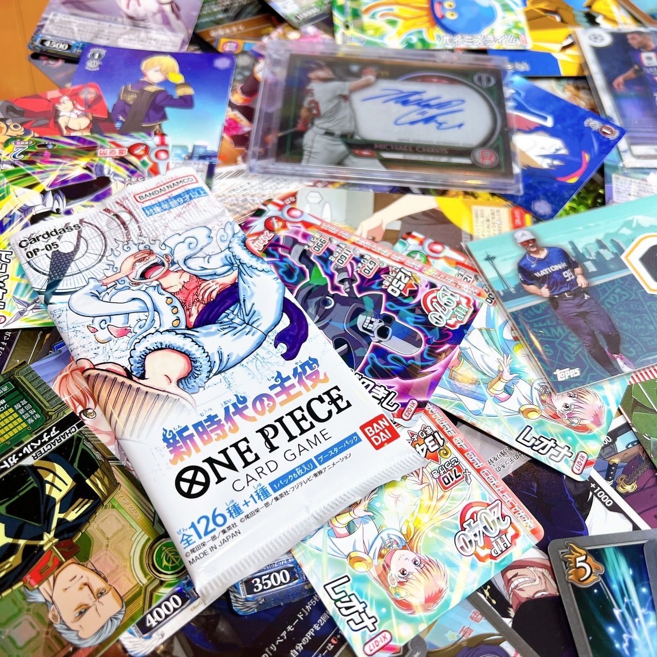 ☆早い者勝ち☆1箱2万円以上の価値☆数量限定☆レトロカード大量 