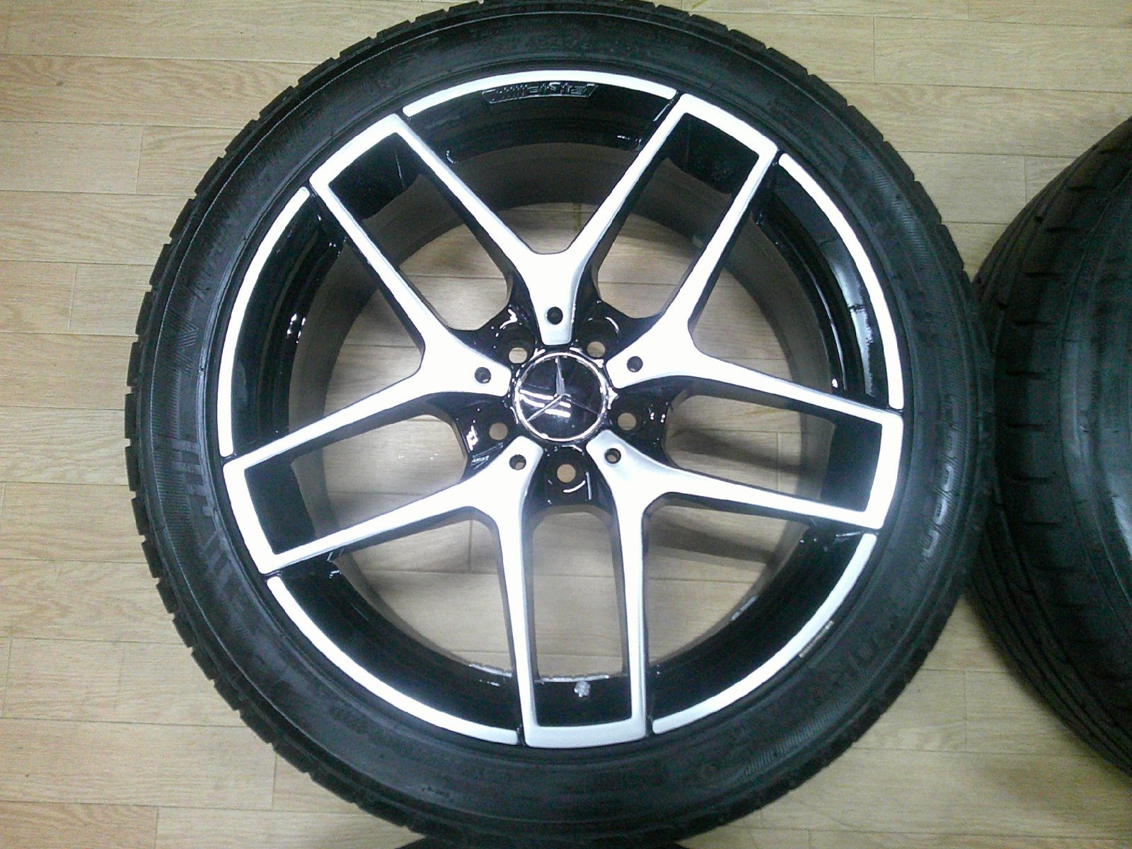 美品◇ベンツ Cクラス W205用 ホイール17インチ4本セット◇CLA