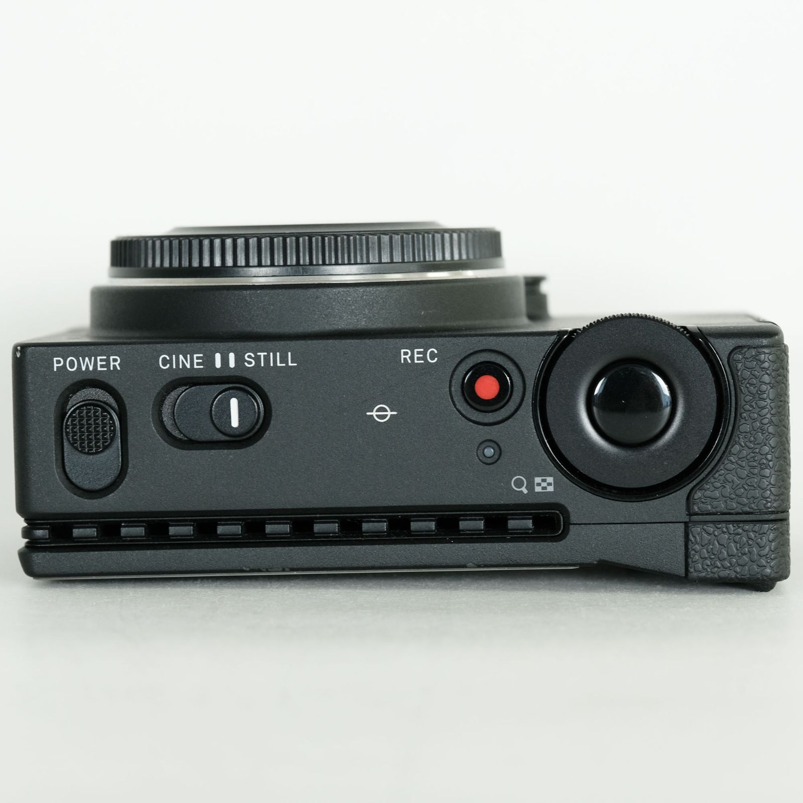 本日まで | SIGMA fp ボディ + 純正バッテリー 3個