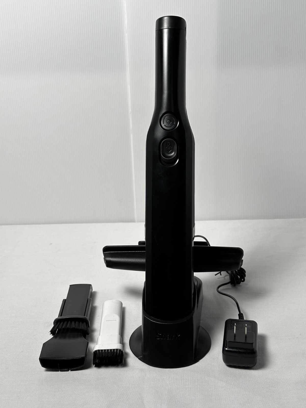 未使用 Shark EVOPOWER W25 WV270J ハンディクリーナー Shark 未使用 Shark EVOPOWER W25 WV270J ハンディクリーナー Shark