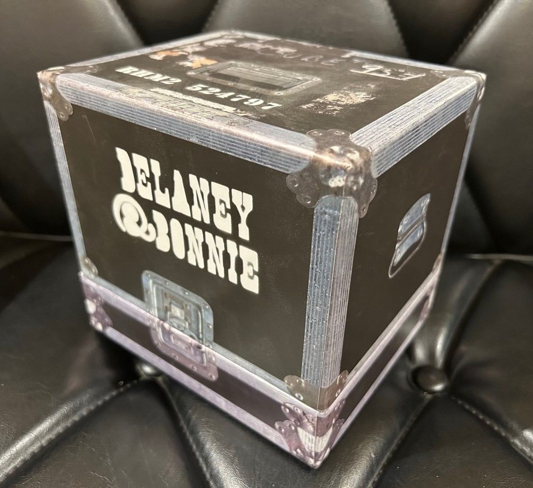 廃盤 入手困難 DELANEY & BONNIE On Tour限定ボックスCD Amazon.co.jp: Delaney & Bonnie On Tour With Eric Clapton: ミュージック