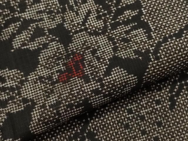 平和屋着物○本場大島紬 7マルキ 泥染め 雪輪南天花文 正絹 逸品  