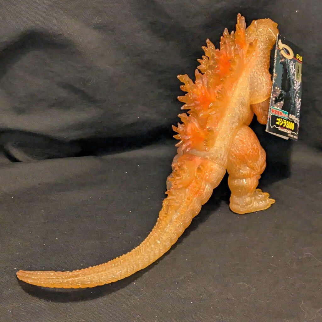 バンダイ 東宝怪獣シリーズ ゴジラ2000 劇場限定 G16 - メルカリ