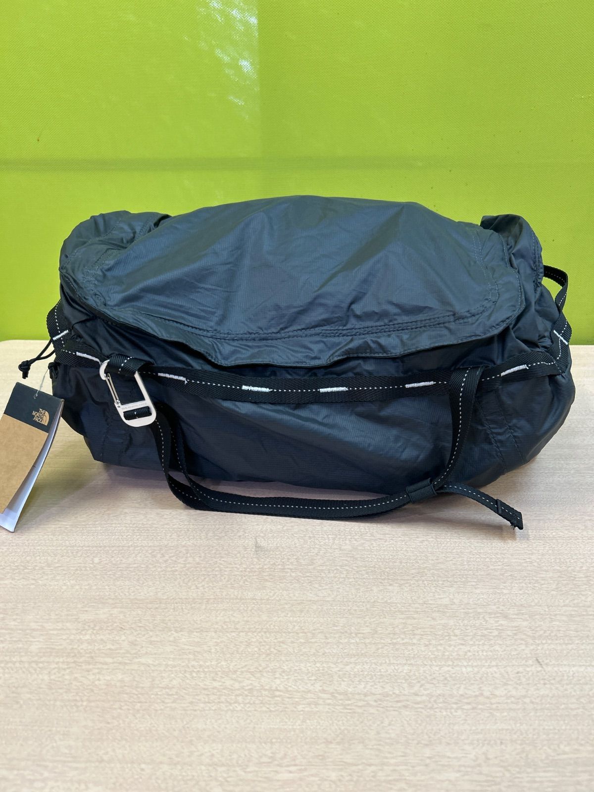タグ付き ♥品 THE NORTH FACE ザ ノースフェイス フライウェイトダッフルバッグ NF0A52TLMN8-OS CA8768
