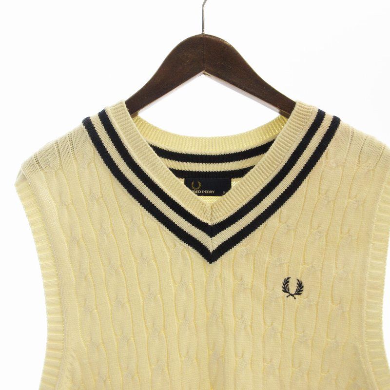 Fred Perry チルデン ニット ベスト S フレッドペリー（フレッド
