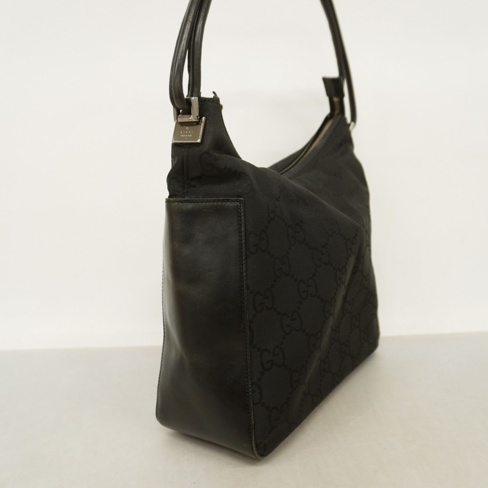 グッチ Gucci グッチ ショルダーバッグ GGナイロン 001 3766 ナイロン ブラック レディース