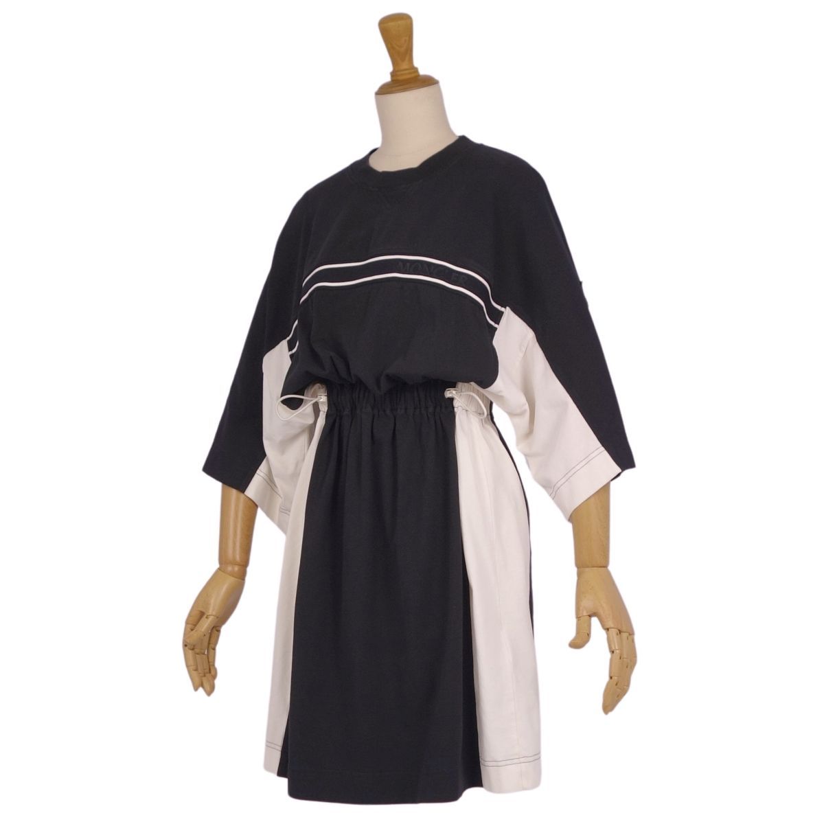 MONCLER ワンピース