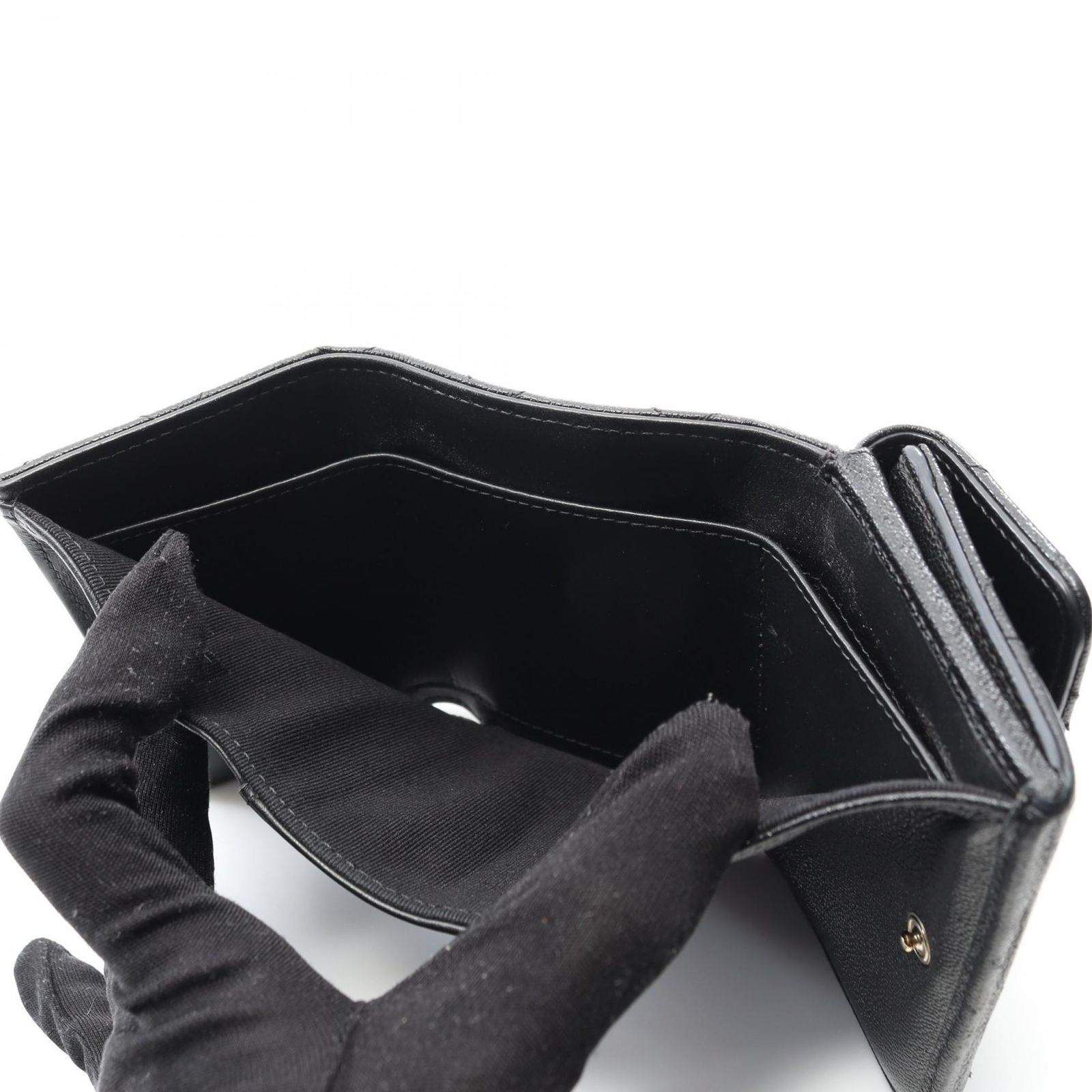 シャネル CHANEL 三つ折り財布 マトラッセ スモール フラップ