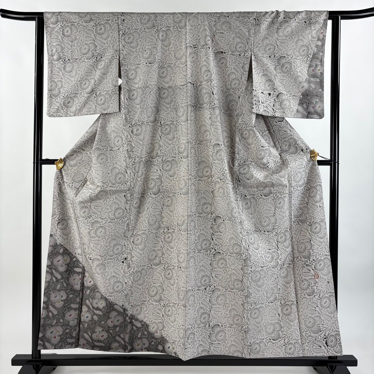 付下げ 身丈156cm 裄丈62cm S 袷 紬地 落款 草花 染め分け 灰色 正絹 秀品