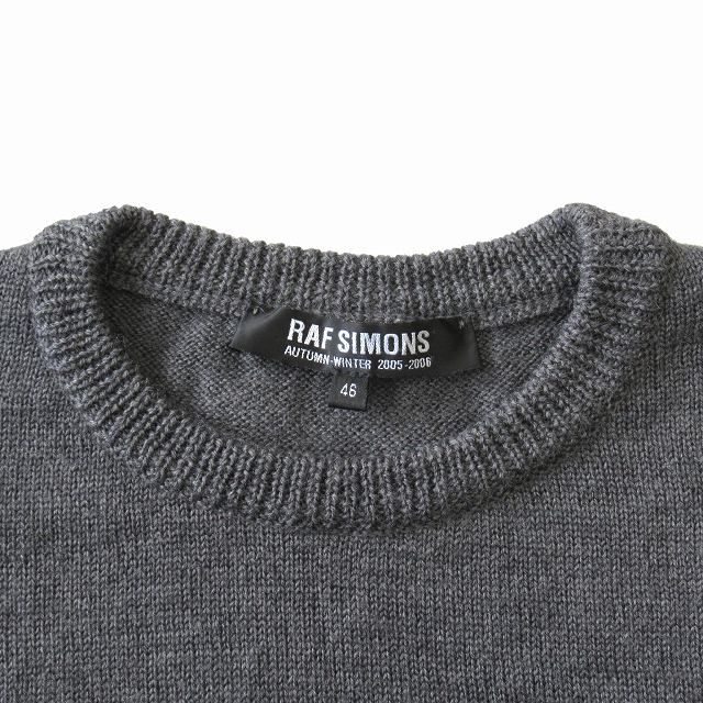 美品 05AW ラフシモンズ RAF SIMONS ウール ニット セーター カットソー 長袖 Rロゴ 刺? ワンポイント 丸首 ポルターガイスト期  オールド アーカイブ サイズ46 グレー メンズ - メルカリ