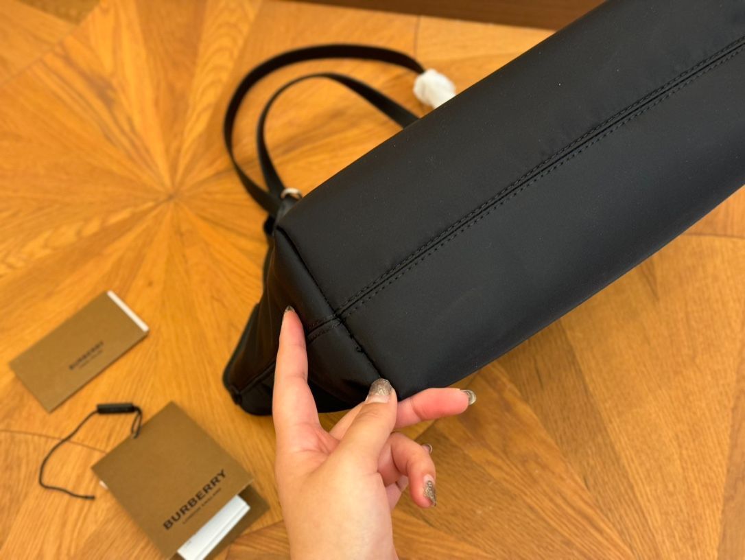 希少✨Burberry バーバリー デニム キャンバス レザー ショルダーバッグ Burberrys' バーバリー ショルダーバッグ チェック キャンバズ