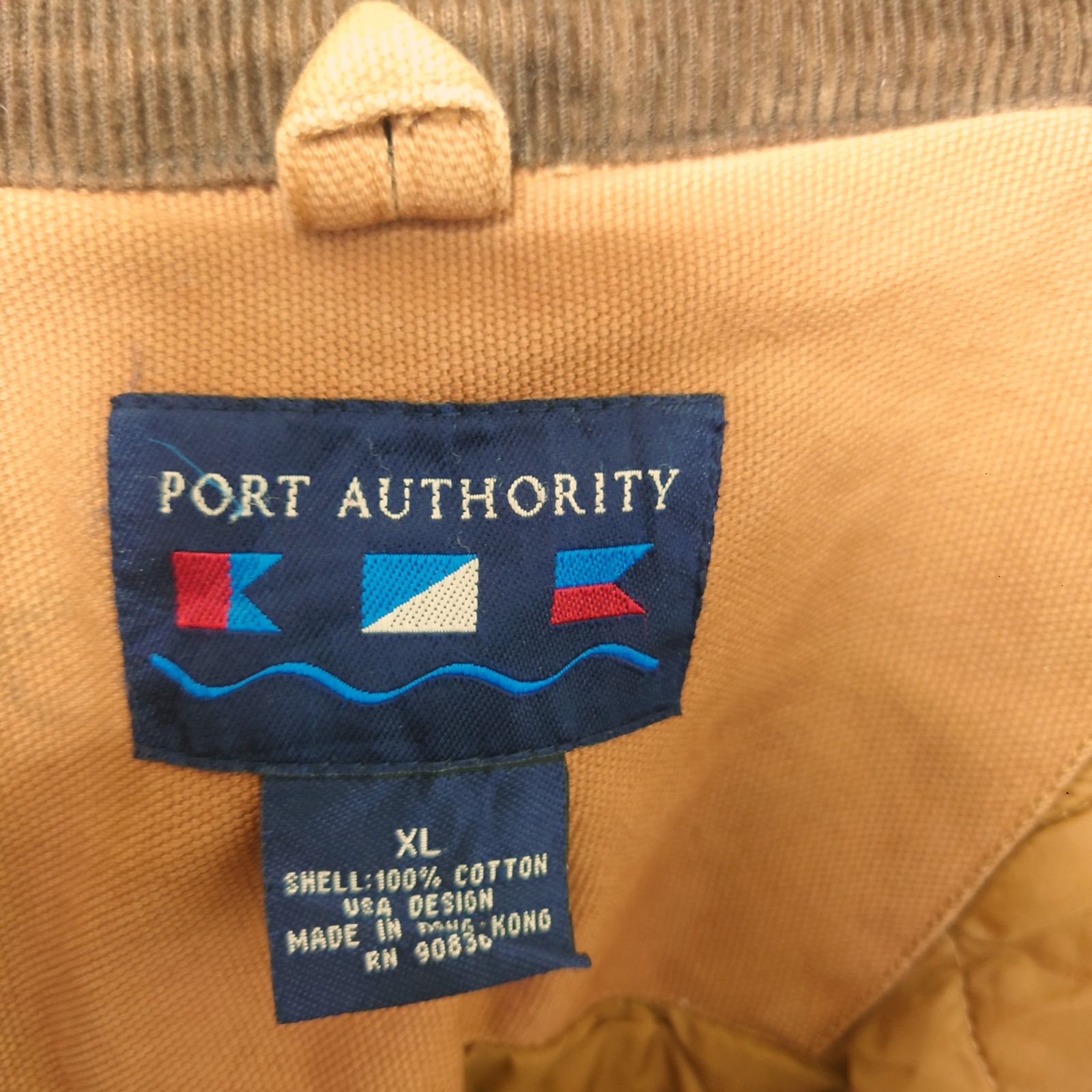 PORT AUTHORITY】企業ロゴ刺繍 中綿入り コーデュロイ襟 ダック 