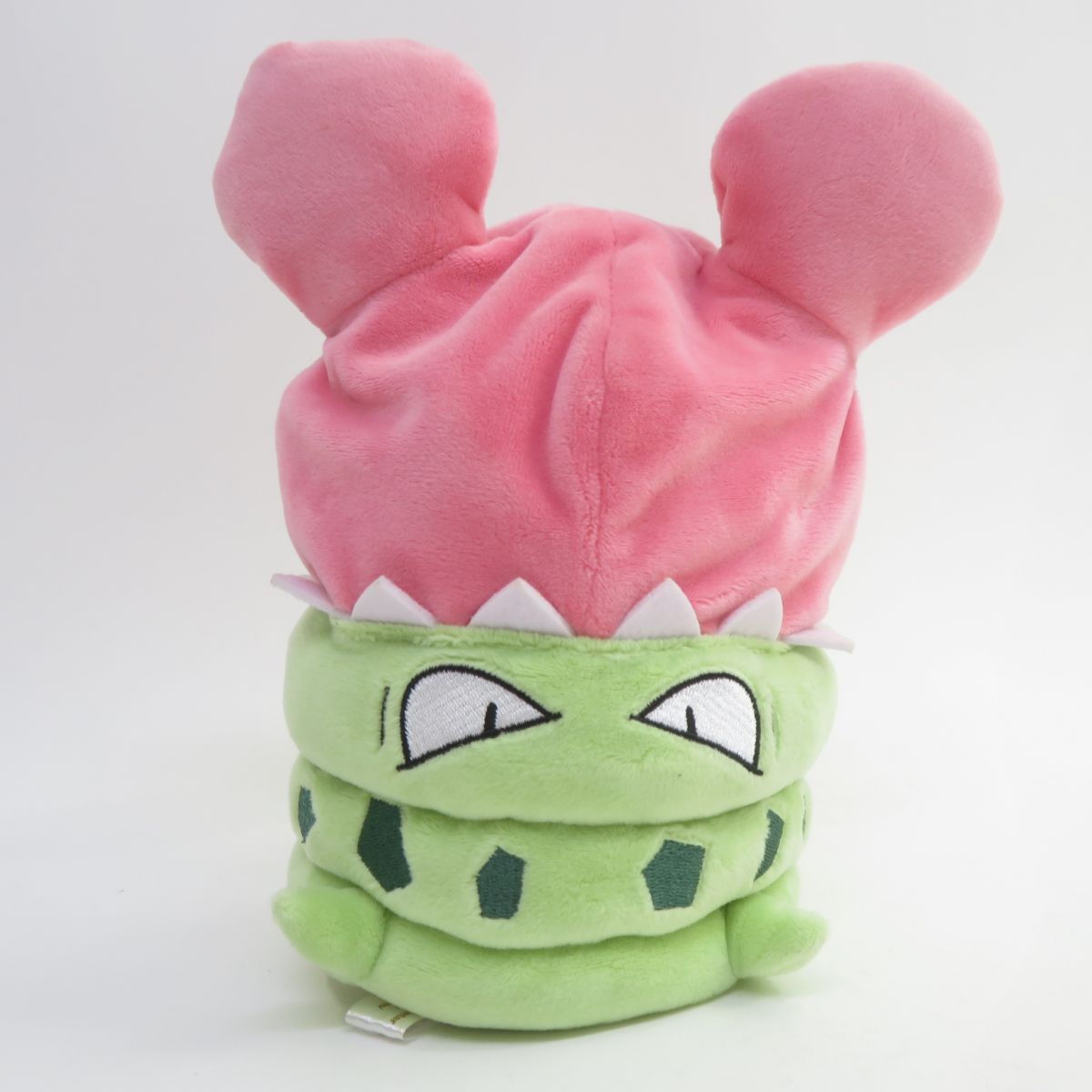 ポケモンセンター メガヤドランのポンチョを着たピカチュウ