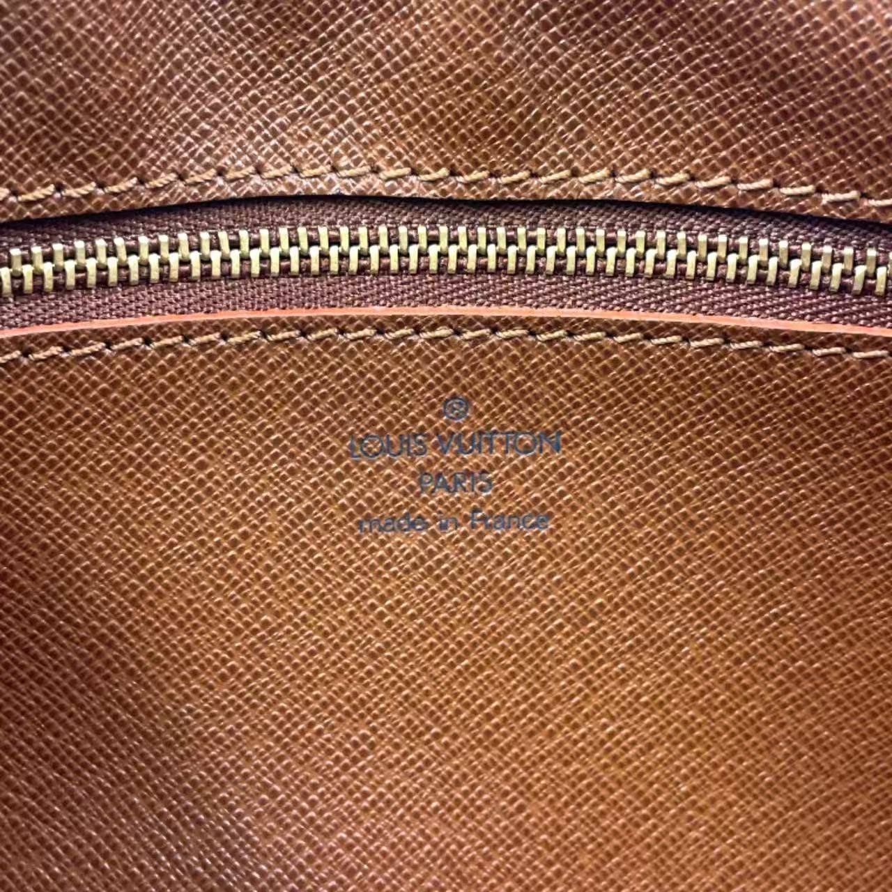 クラッチバッグ