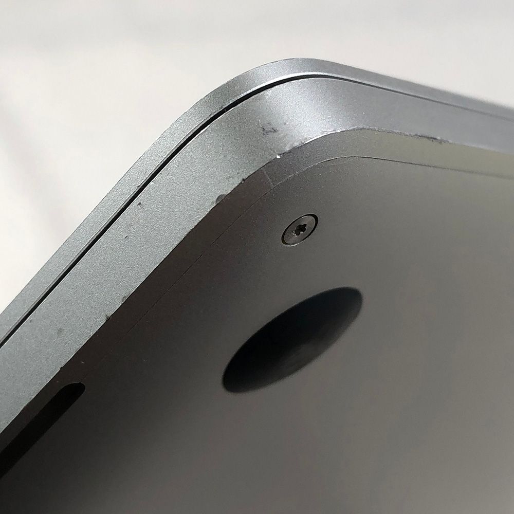 Apple - ◆ジャンク品・本体のみ◆Apple MacBook Pro (15インチ 2019)【i7・32GB・256GB・Radeon Pro 555X】★フレーム割れ 他 A1990 EMC3359/LT-JUNK-250836（329564） ◇ジャンク品・本体のみ◇Apple MacBook Pro (15インチ 2019