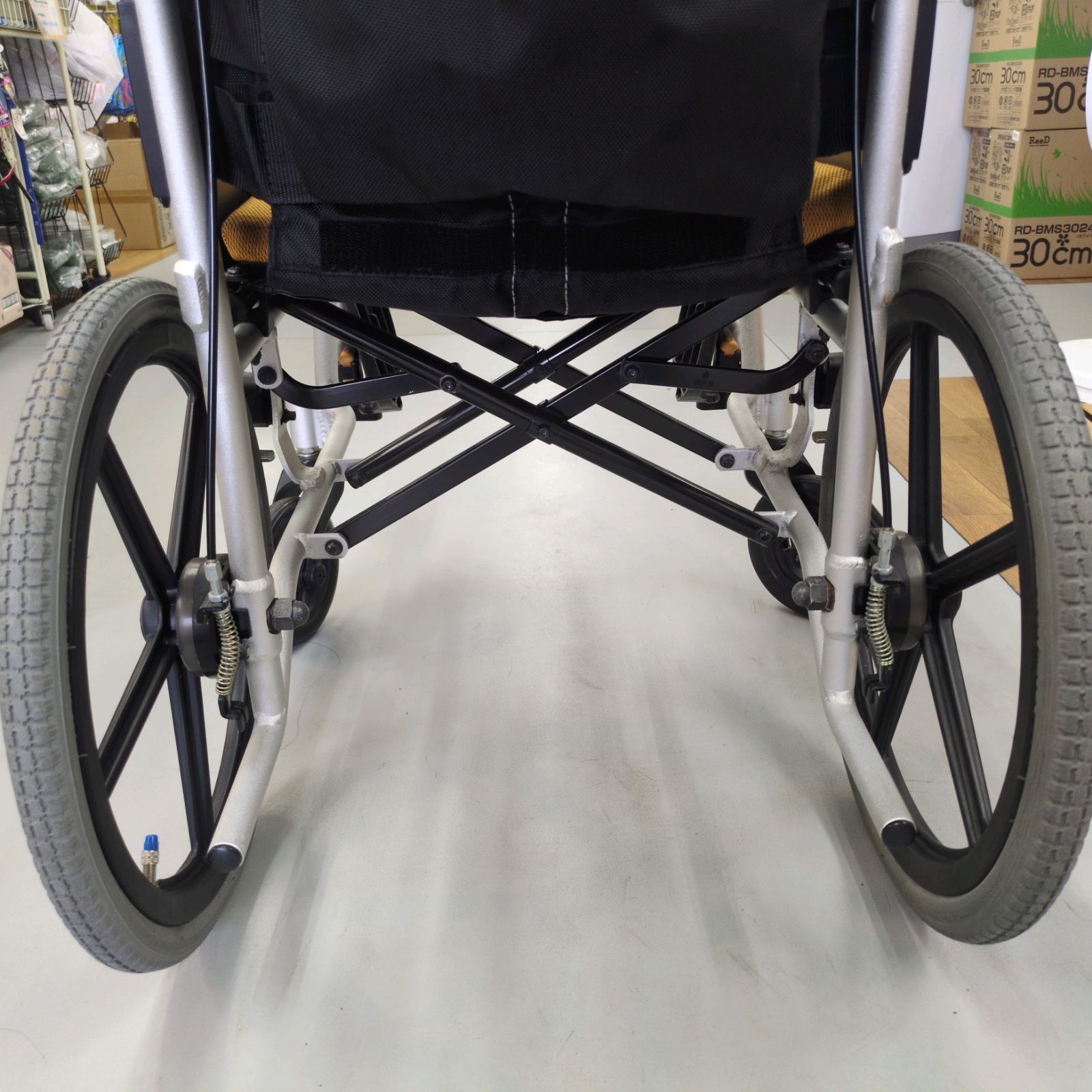 J588 ☆多少使用感有り☆松永製作所☆車いす(介助式)☆NEXT CORE