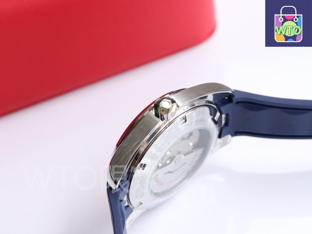 【美品】パガ－二デザイン、タイプ、アクアテラ 今日特価】Omega オメガ アクアテラシリーズ 円錐形デザイン竜頭