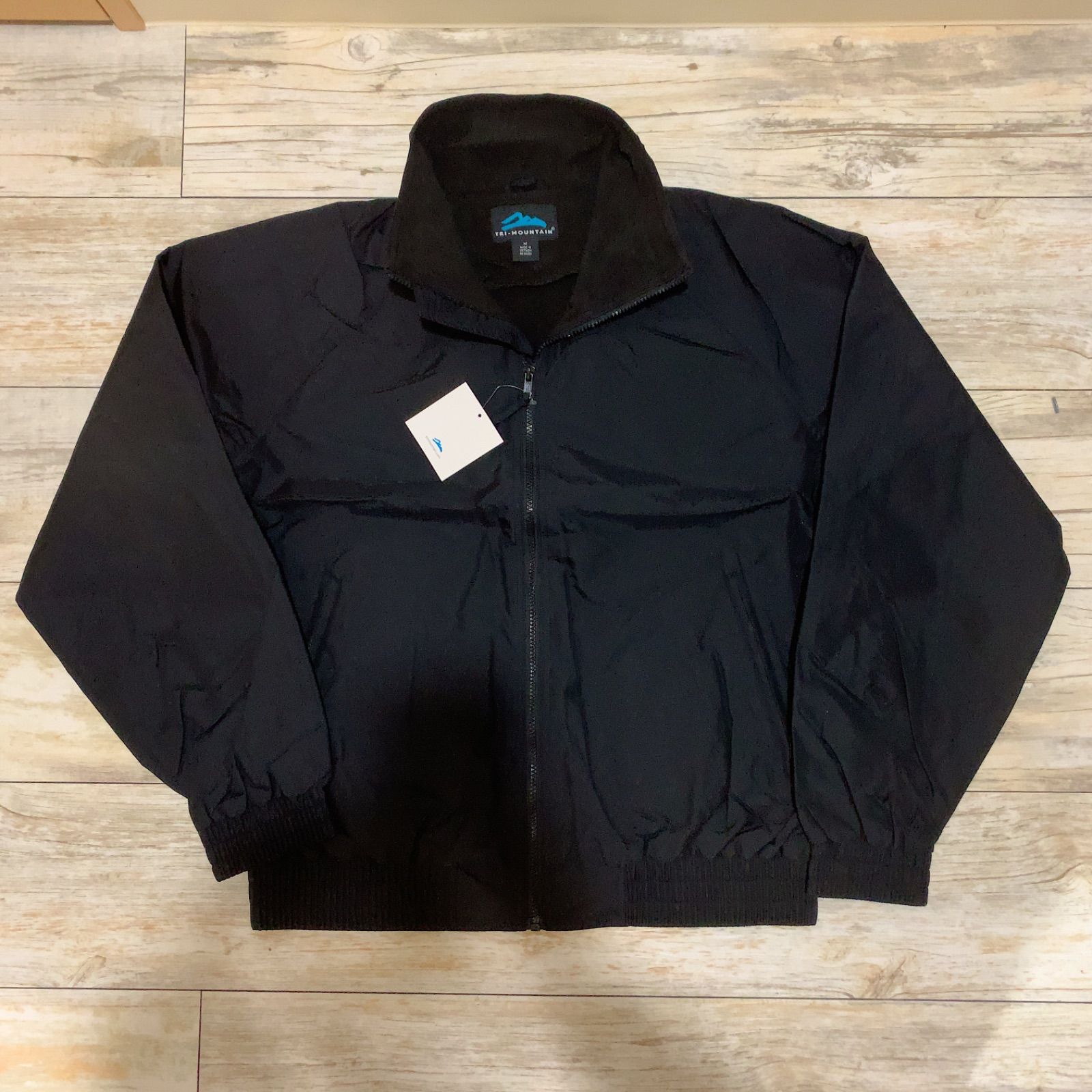 Tri Mountain nylon hooded jacket