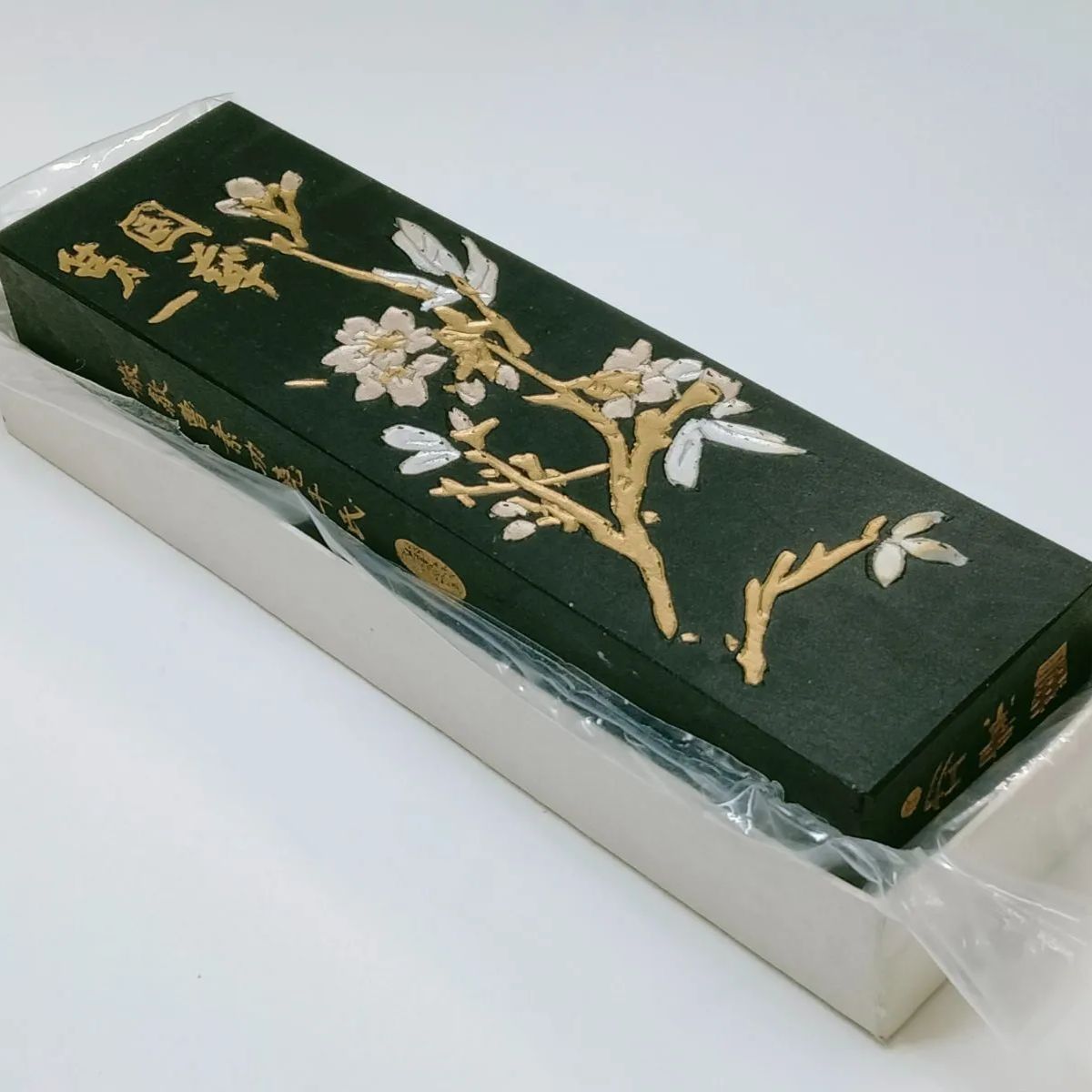 大正古墨コレクション稀少2点 骨董墨マニアの方に。 新品 未使用品 希少】中国 古墨 上海墨廠出品 鉄斎翁書画宝墨