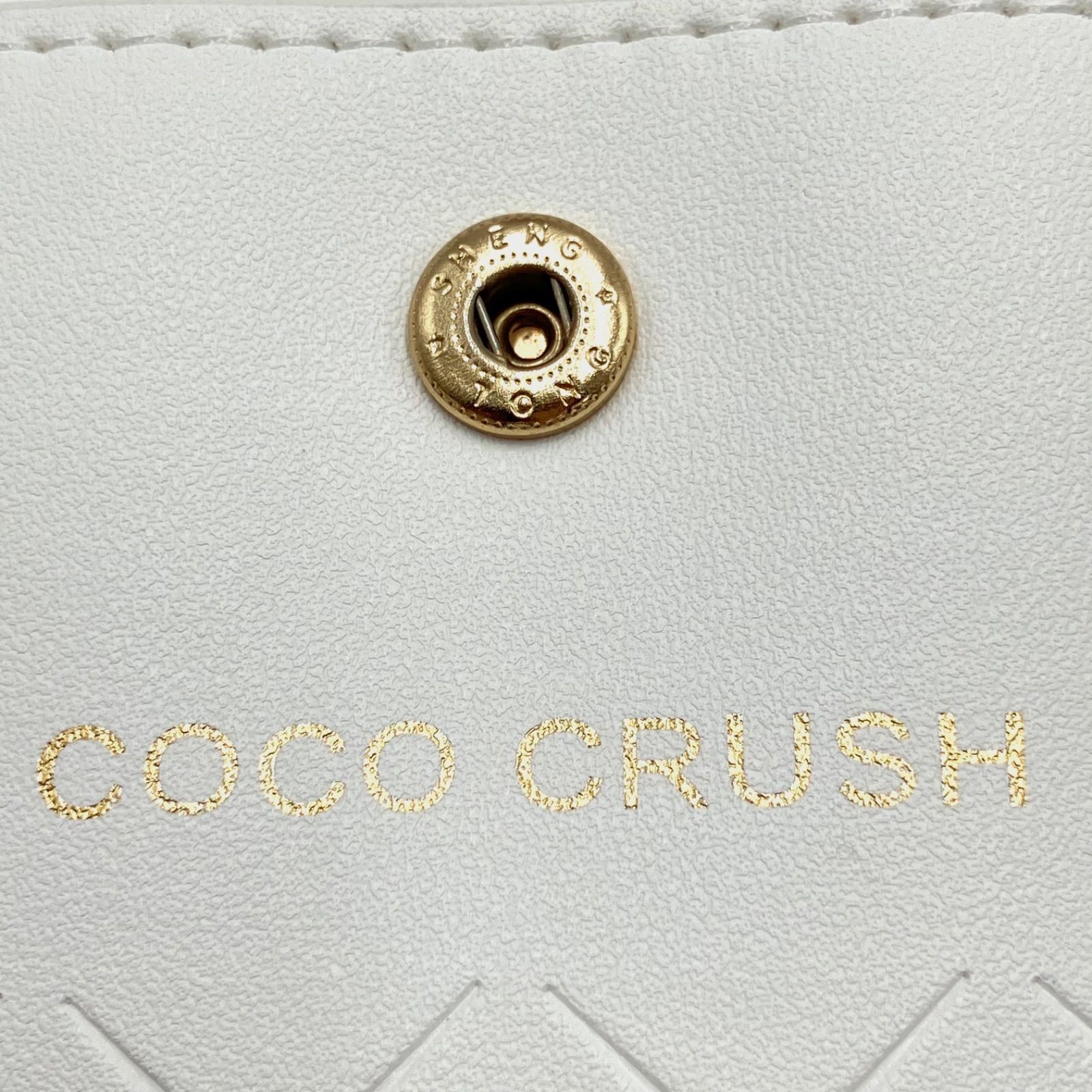 ✨新品✨CHANEL ココクラッシュVip チェーン付きポーチ ホワイト