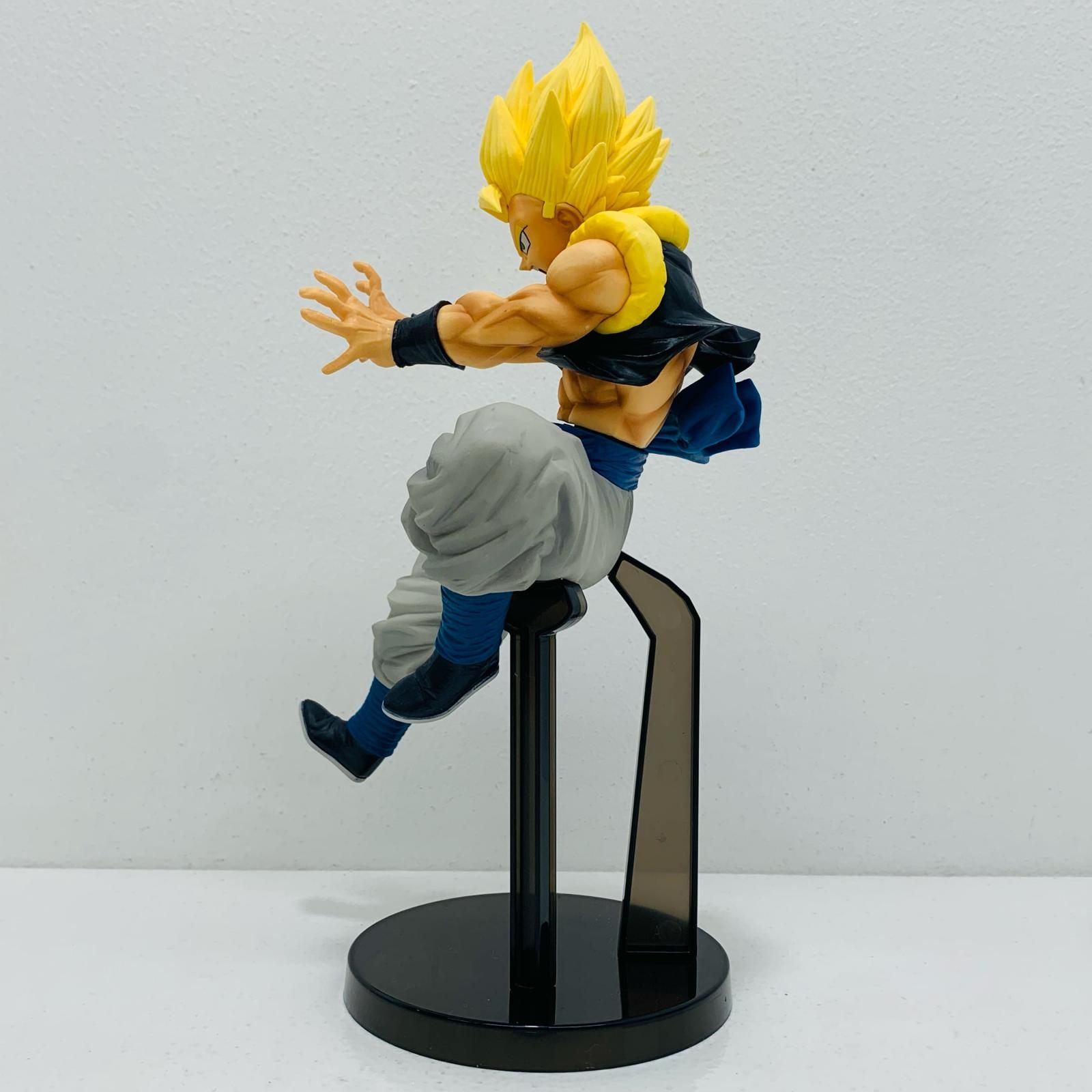 中古 フィギュア ドラゴンボール 超サイヤ人ゴジータ 一番くじ