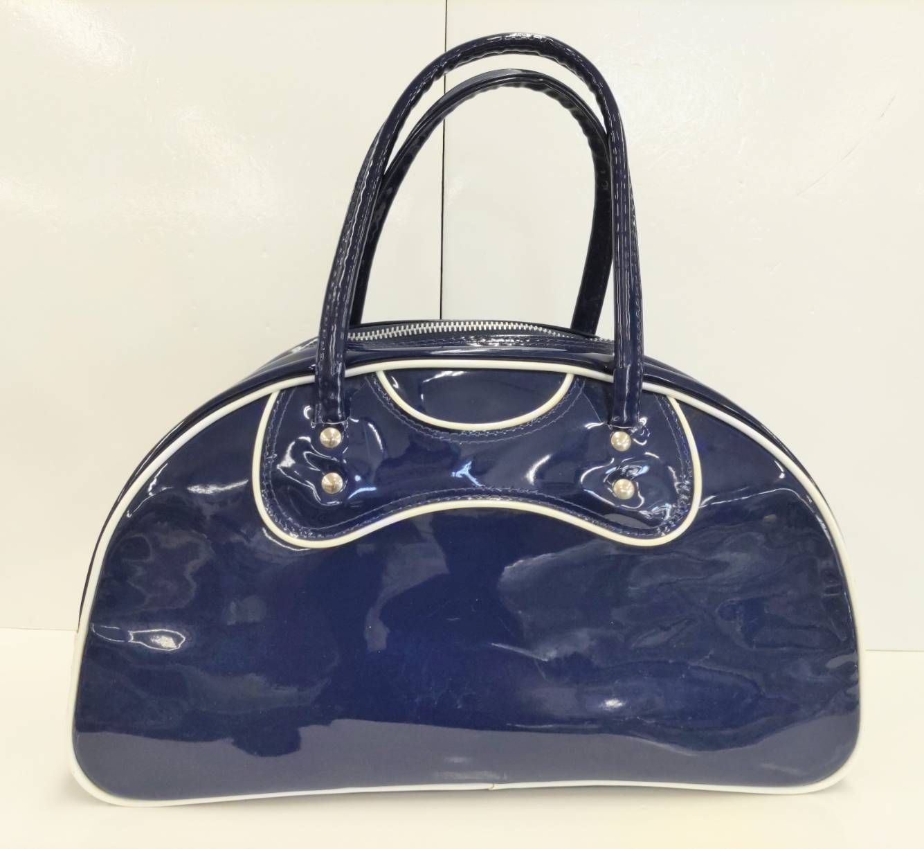 [美品] DIESEL ボストンバッグ　2way エナメルナイロン　大容量 DIESEL ボストンバッグ ボウリングバッグ 2way 大容量 - メルカリ