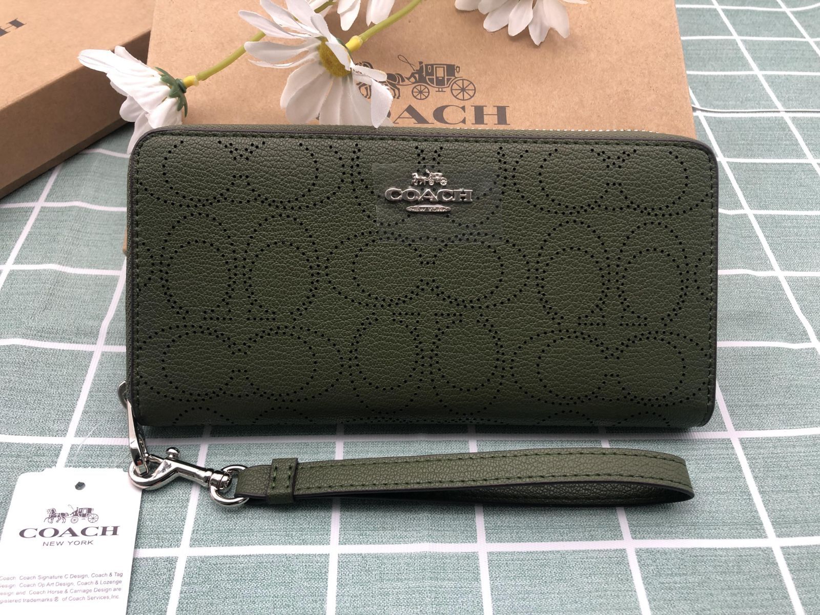 コーチ COACH  財布 長財布 新品 未使用 クーポン配布 ロゴ シグネチャー  レディース レザー ズック ウォレット プレゼント スリム ギフト AA100