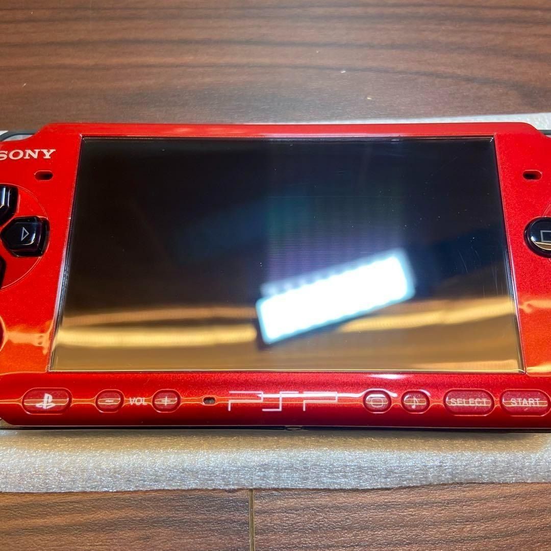 レッド|ブラック ほぼ