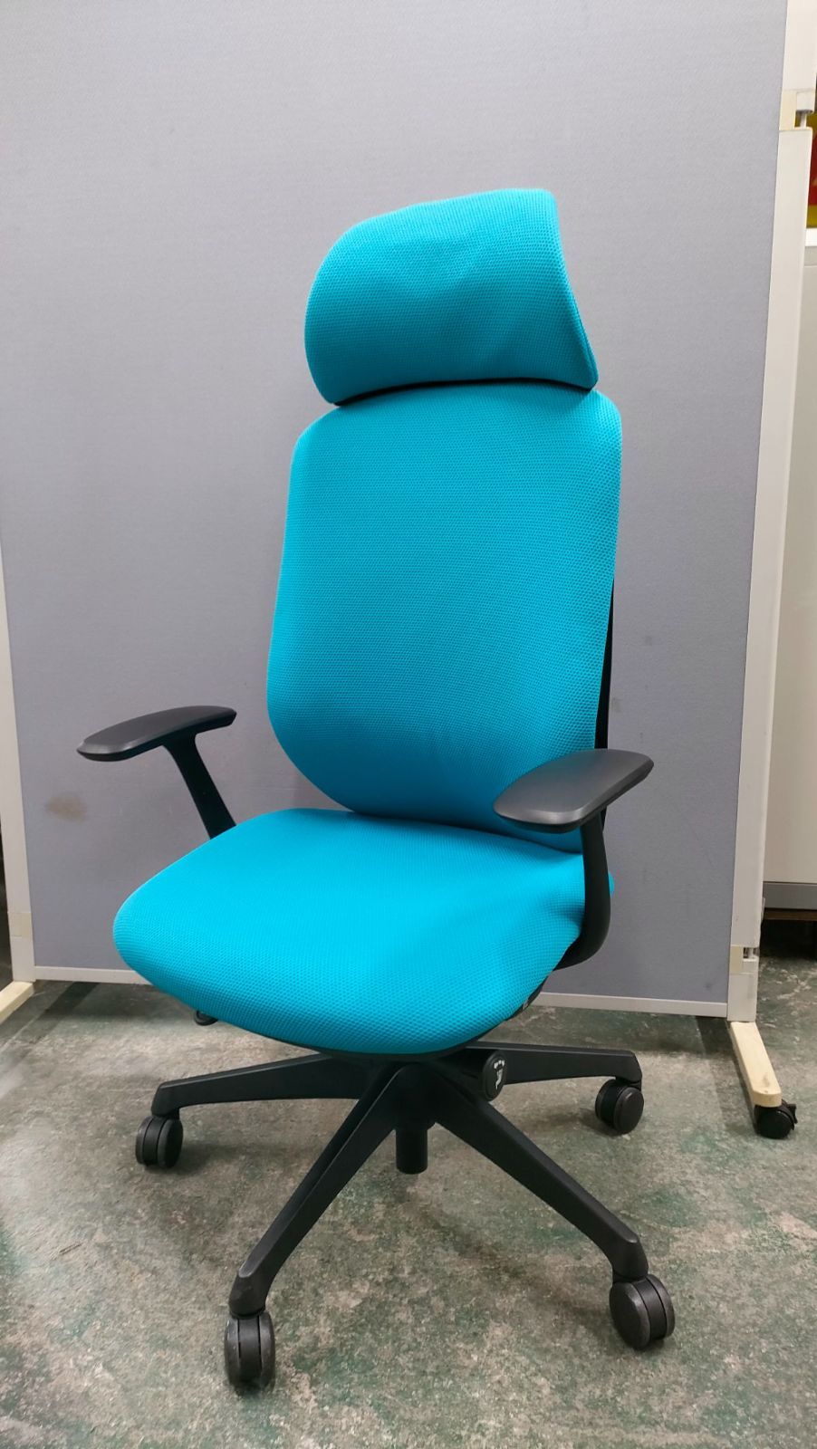 オカムラ シルフィー エクストラハイバック ブルー メッシュ オフィス