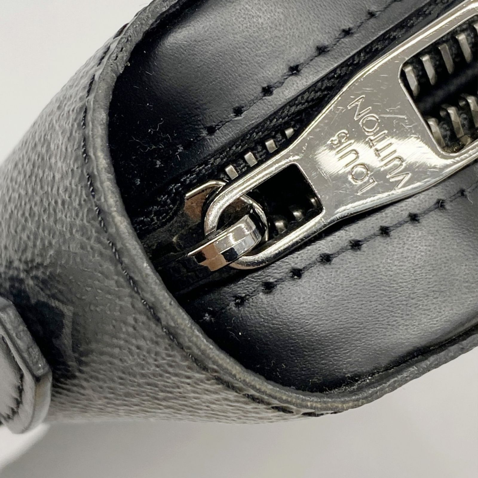 ルイ ヴィトン Louis Vuitton 長財布 モノグラム エクリプス ジッピーXL M 61698 ブラックメンズ