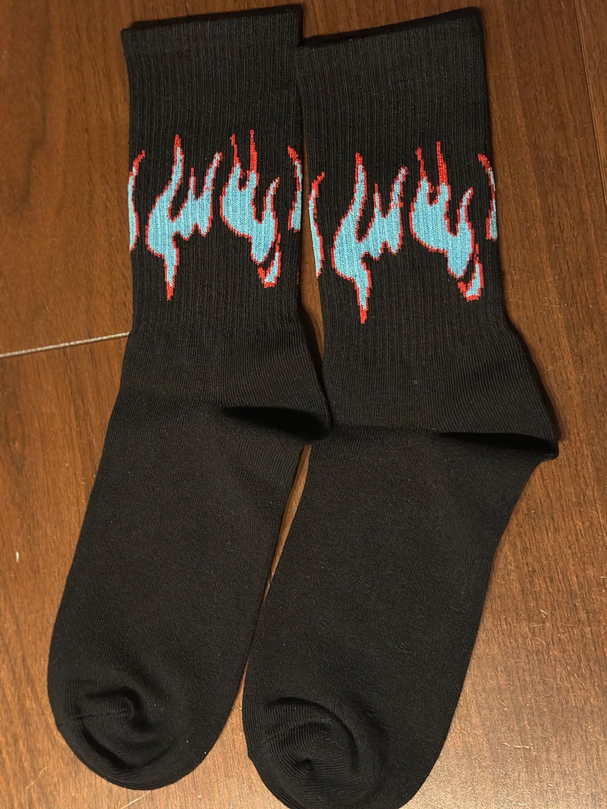 ファイヤーパターンソックス