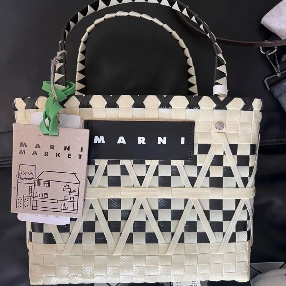 MARNI マルニ フラワーカフェ バッグ アニマルバスケット ピクニックバッグ マルニマーケット カゴバッグ ストローバッグ 軽量 黒白 - メルカリ