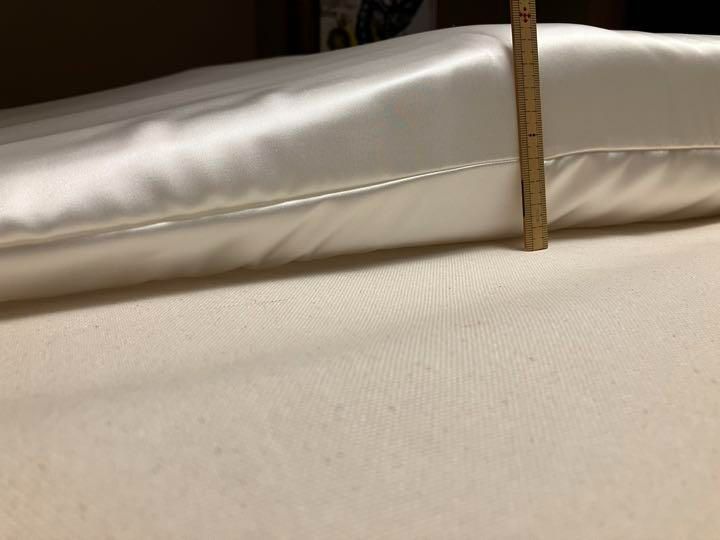 トゥルースリーパー　枕カバー　シルク100 % 裏側シーチング生地　ライト専用 トゥルースリーパー セブンスピロー ライト シングル 用 シルク