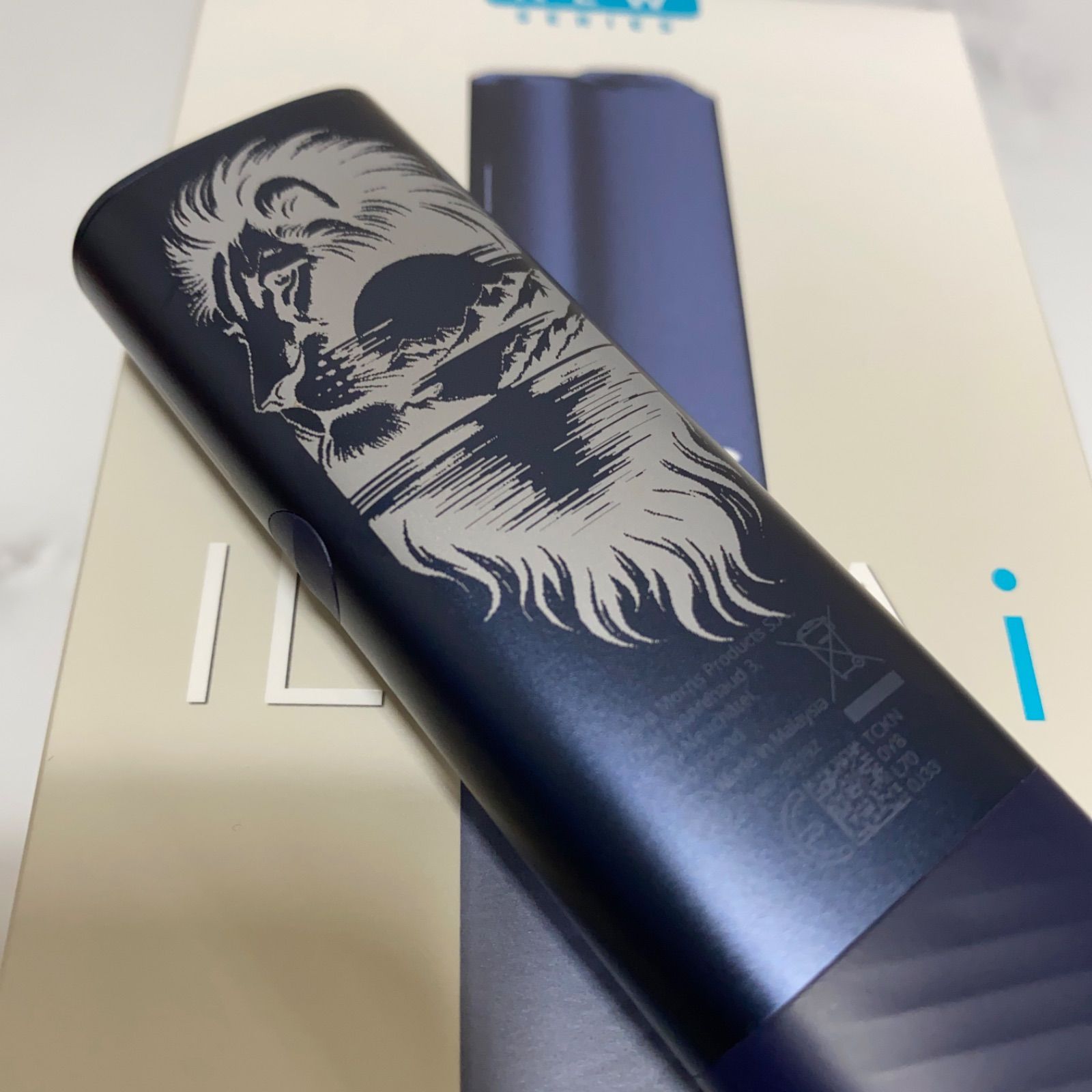 ライオン サバンナ 夕日 デザイン レーザー加工 iQOS ILUMA i ライオン サバンナ 夕日 デザイン レーザー加工 iQOS ILUMA i