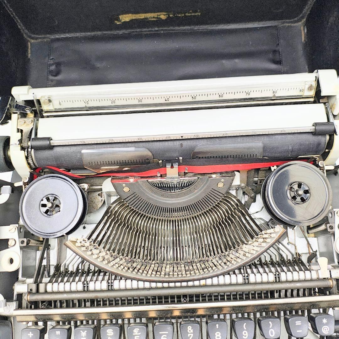 【完動品】　Olympia Traveller de Luxe　タイプライター Olympia Traveller De Luxe Manual Vintage Typewriter, Portable