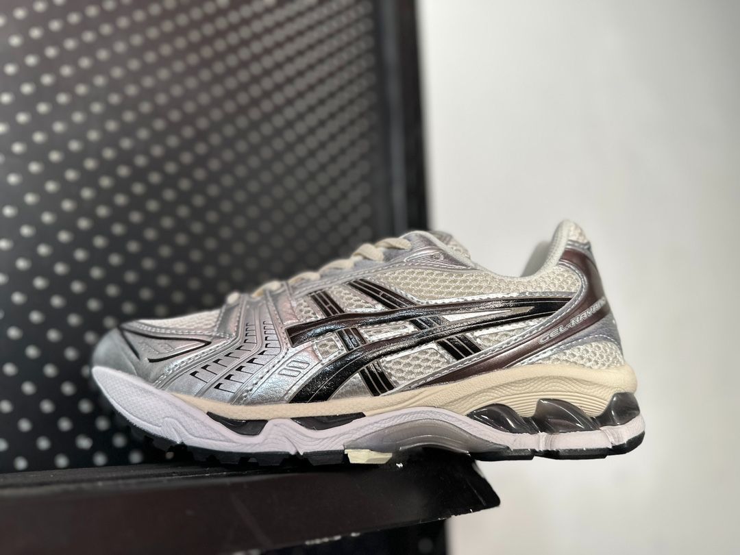 Asics Gel-Kayano 14 