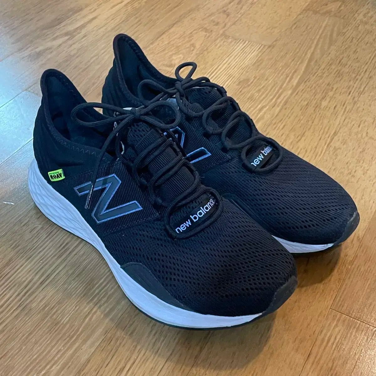 ニューバランス ローブ ランニングシューズ 285