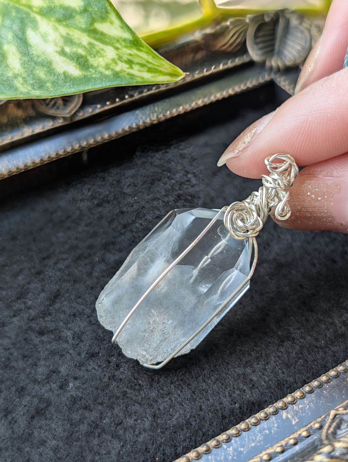 ワイヤーネックレス