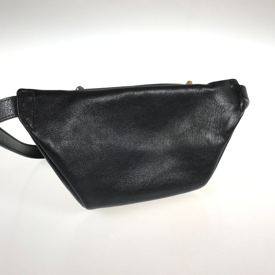 グッチ GUCCI GGスタッズ 552878 レザー ボディバッグ ftj【中古