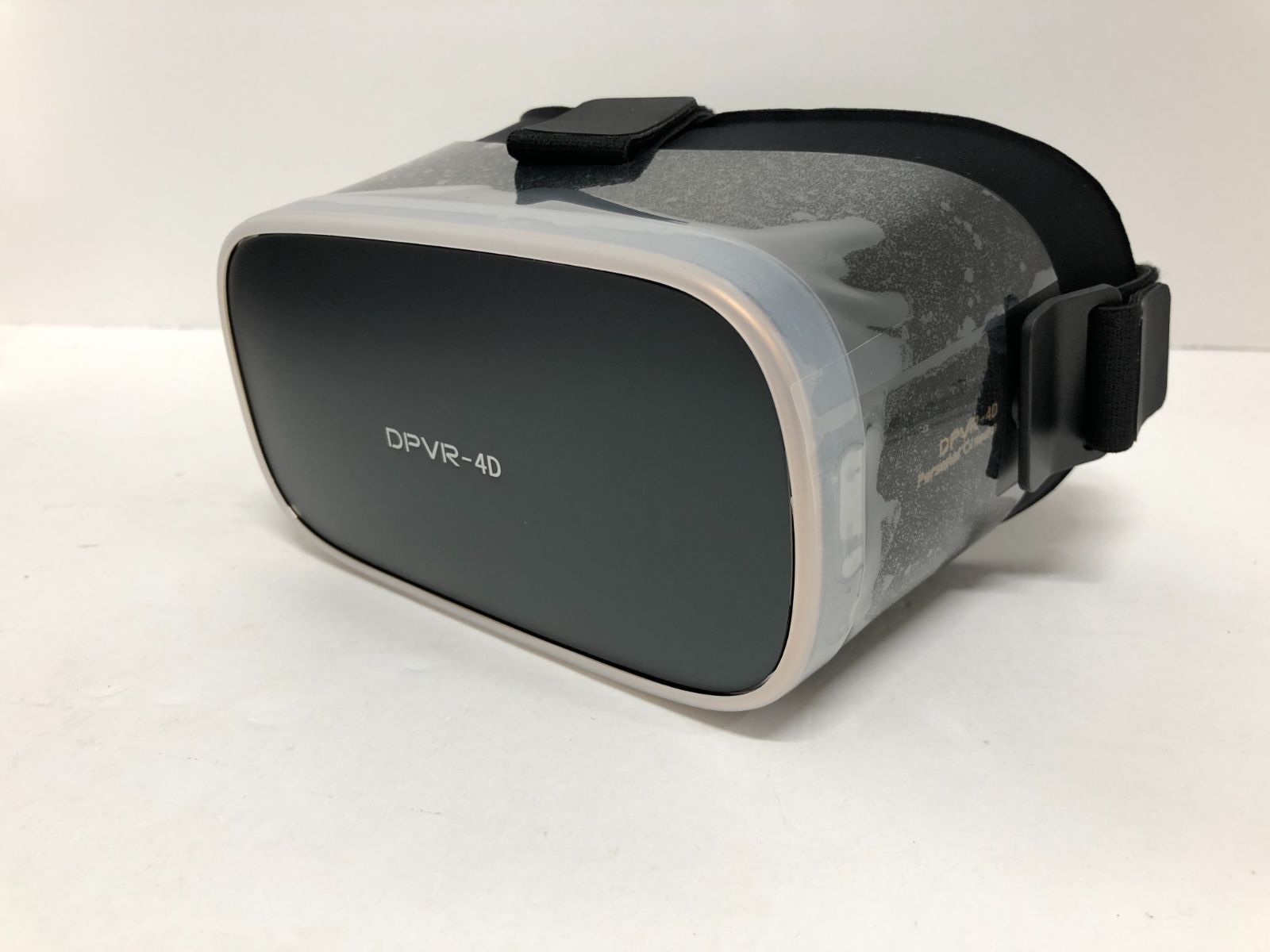 新品】スタンドアローン型VRヘッドマウント DPVR-4D - メルカリ